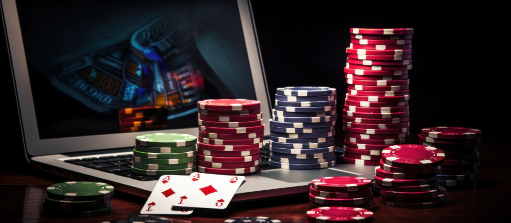 How to play poker: Online